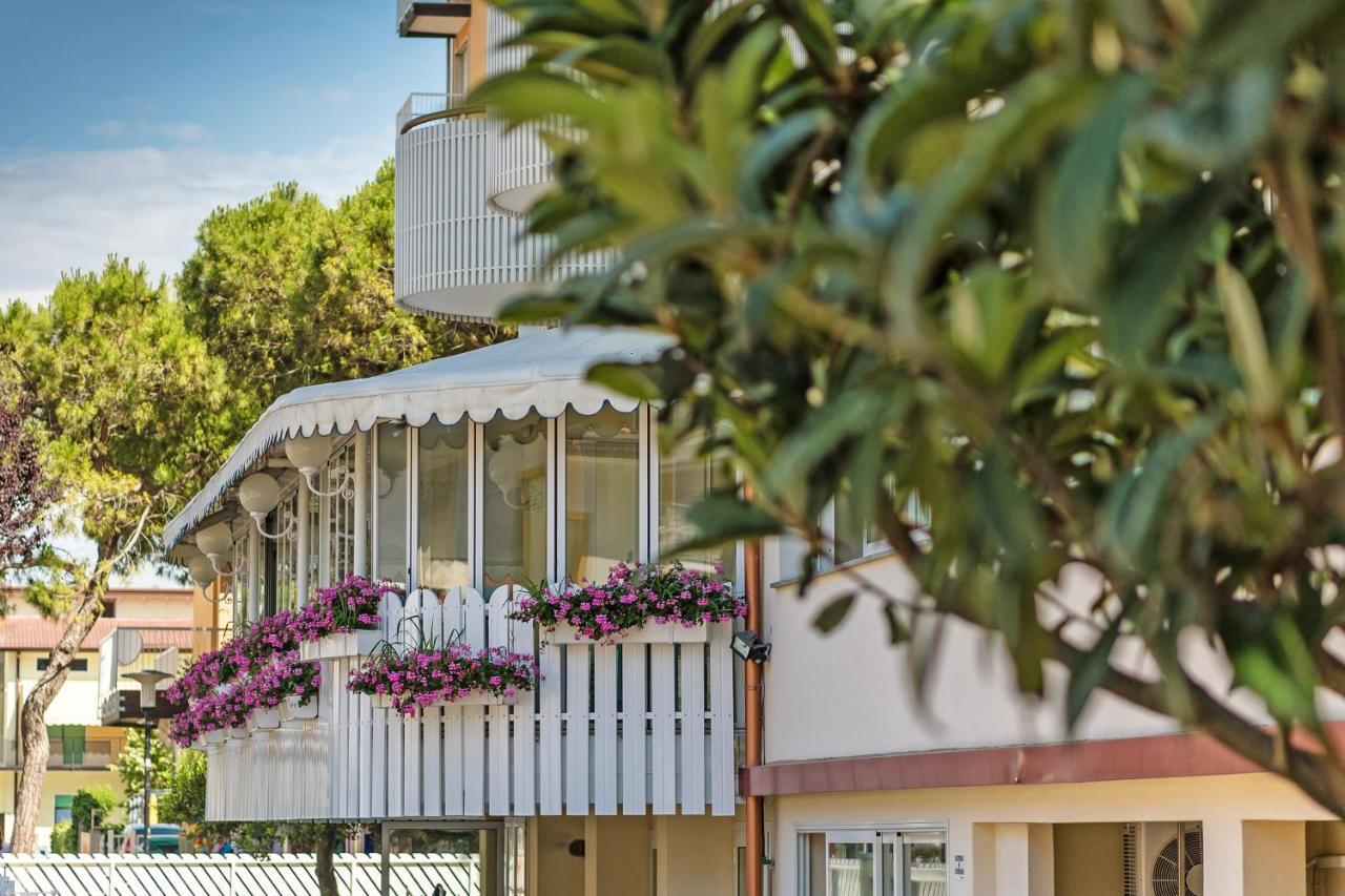 Salus Smart & Chic Hotel Lido di Jesolo Exterior foto